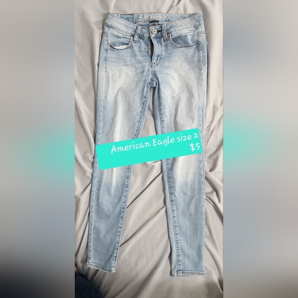 Jeans - Picture 1 of 2